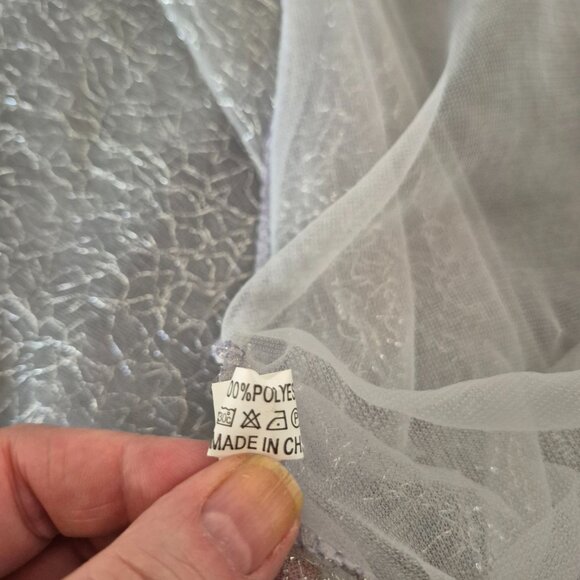 3/$25 silver infiniti scarf - Picture 7 of 9